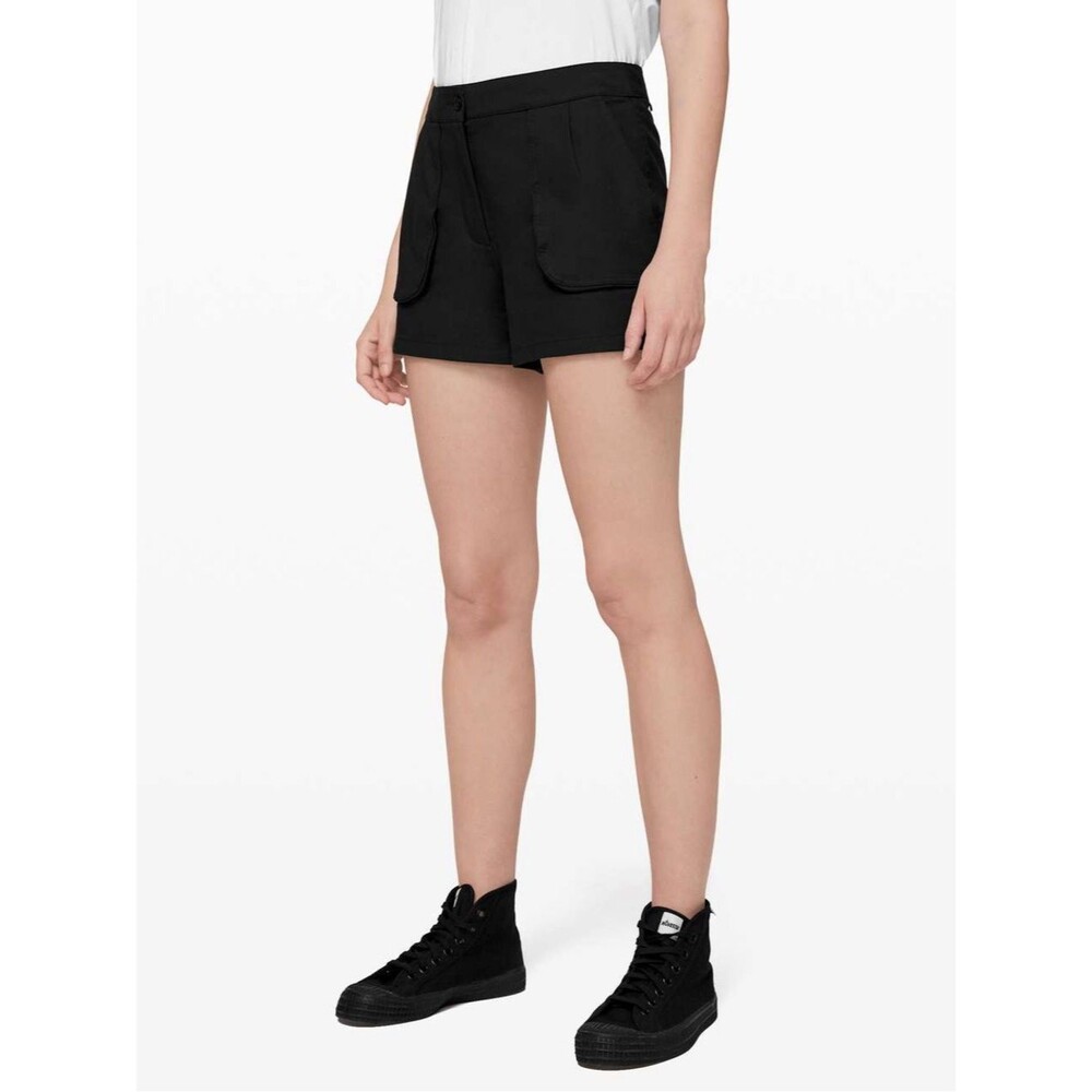 Lululemon This Instant Short Black Size 2 Qwick Chino Tailored High Rise